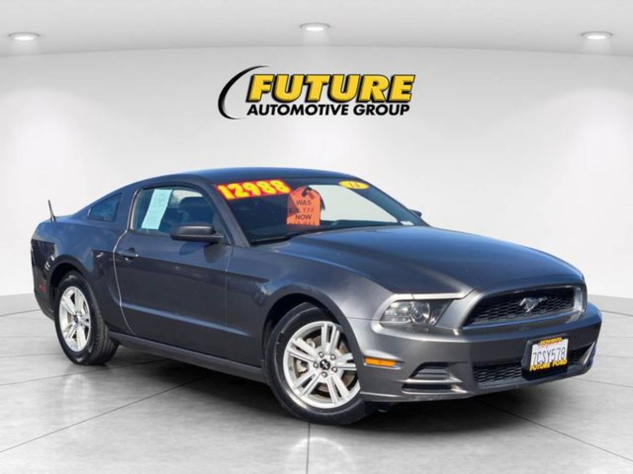 2014 Ford Mustang V6