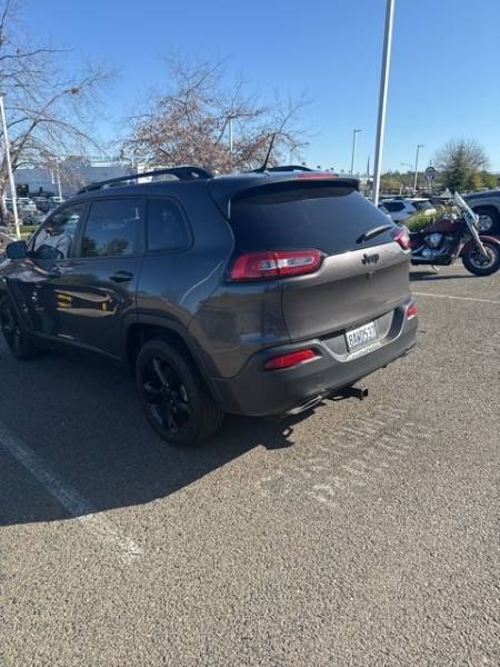 2018 Jeep Cherokee Latitude