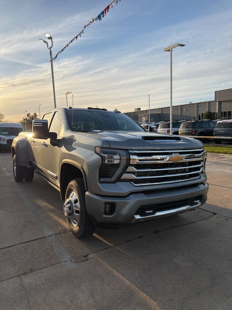 2024 Chevrolet Silverado 3500HD High Country