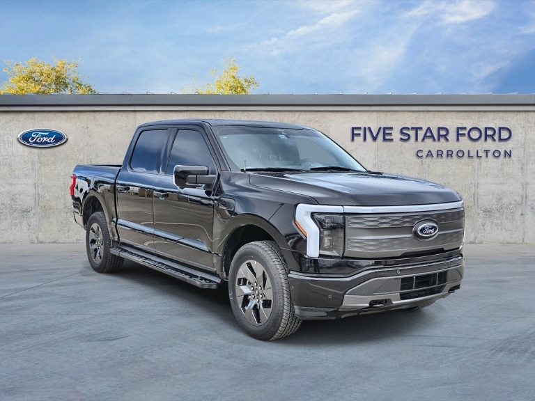 2022 Ford F-150 Lightning LARIAT