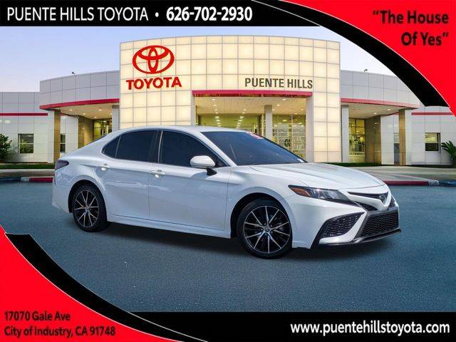 2023 Toyota Camry SE