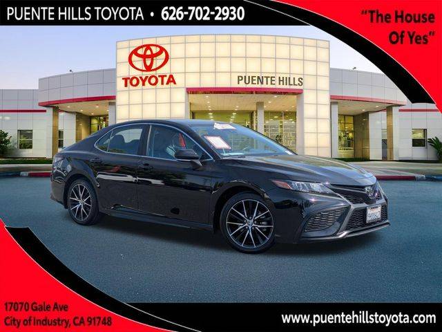 2023 Toyota Camry SE