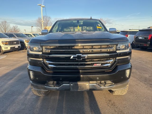 Used 2018 Chevrolet Silverado 1500 LTZ Z71 with VIN 3GCUKSEJ3JG322136 for sale in Kansas City