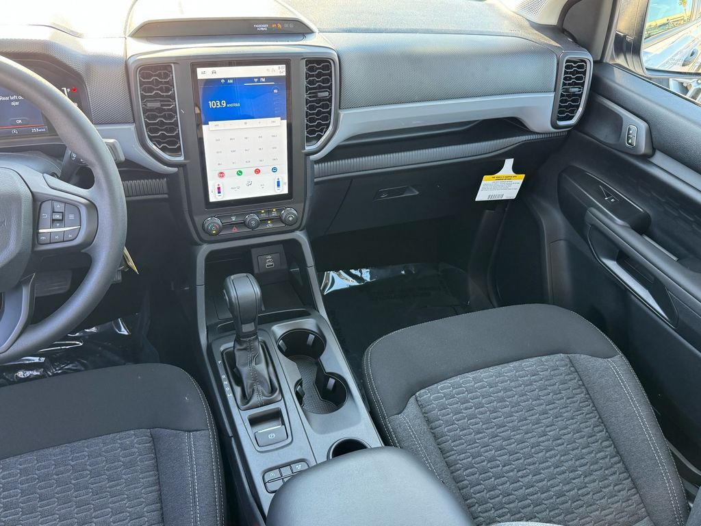 2025 Ford Ranger XL - Photo 12