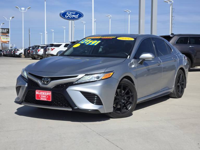 2020 Toyota Camry XSE