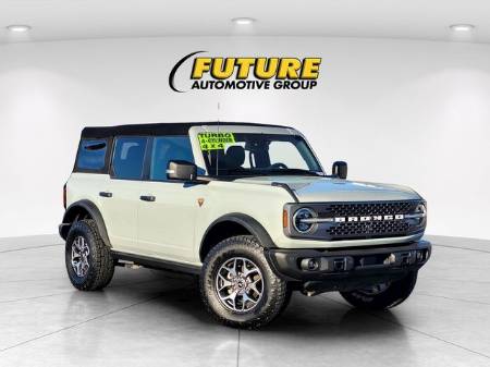 2023 Ford Bronco Badlands