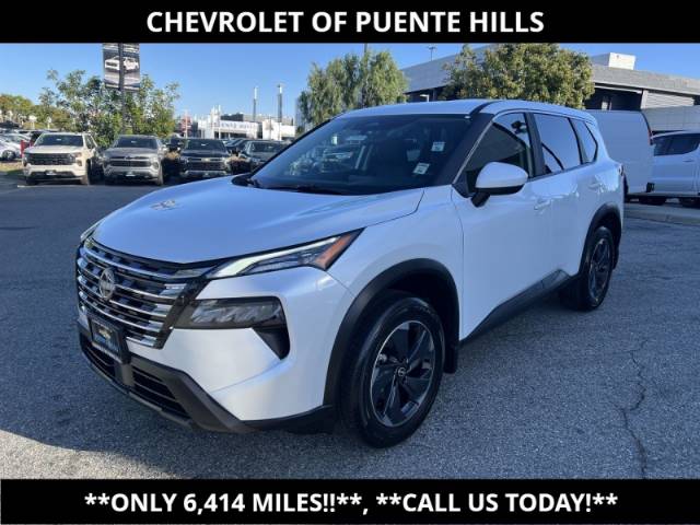 2025 Nissan Rogue SV