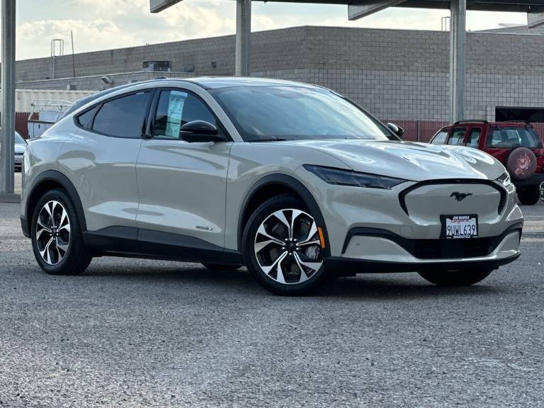2025 Ford Mustang Mach-E Select