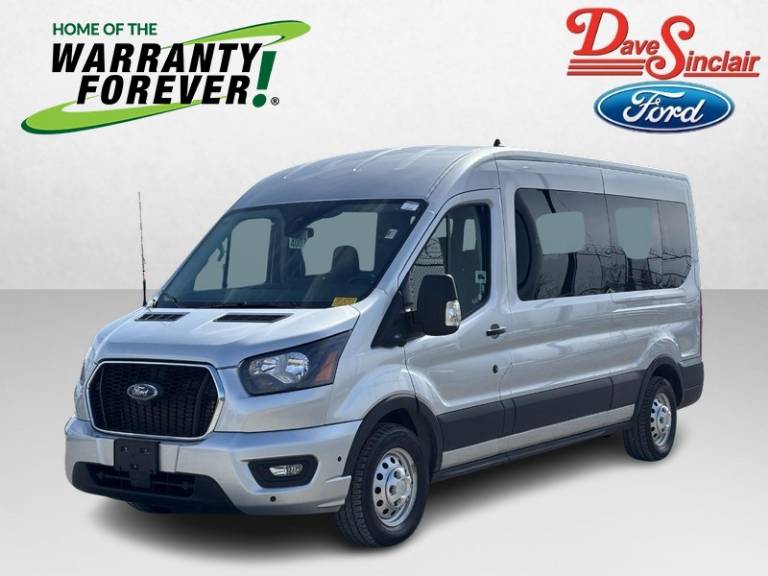 2025 Ford Transit Passenger Wagon XLT