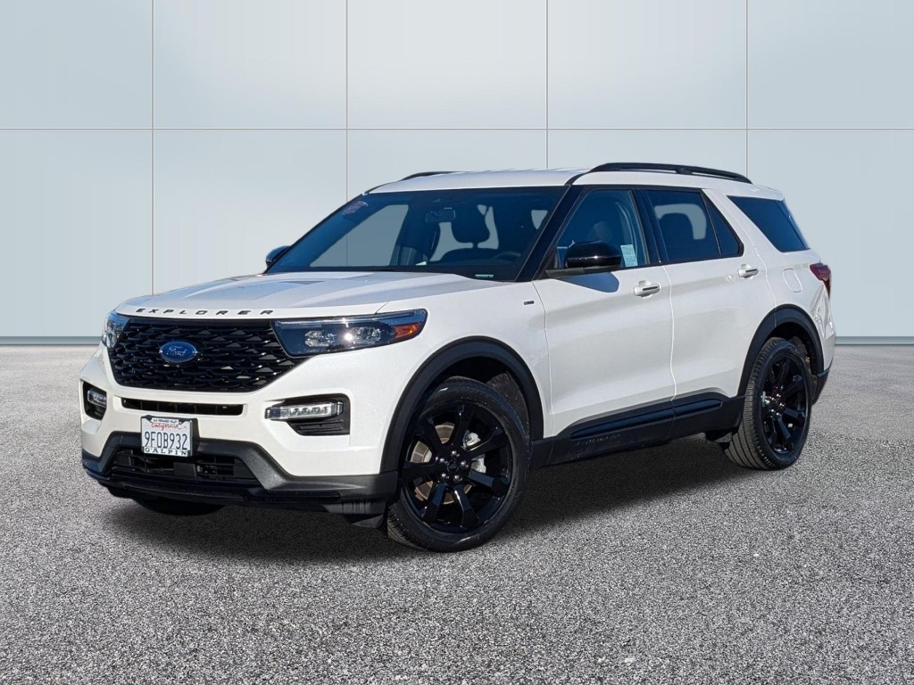 2023 Ford Explorer ST-Line