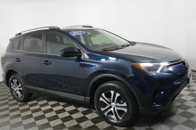 Used 2017 Toyota RAV4 LE with VIN 2T3BFREV5HW593684 for sale in Kansas City