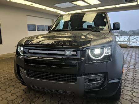 2023 Land Rover Defender 110 Carpathian Edition