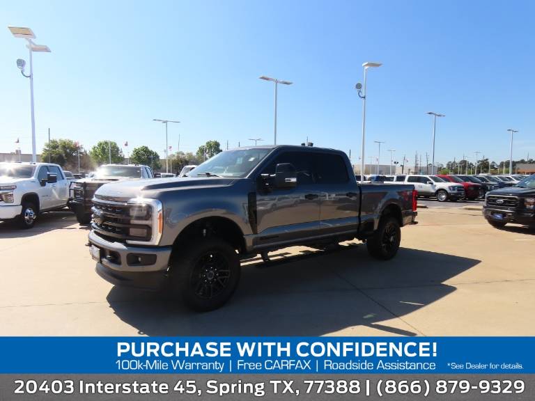 2023 Ford Super Duty F-250 SRW Platinum 4WD Crew Cab 6.75' Box