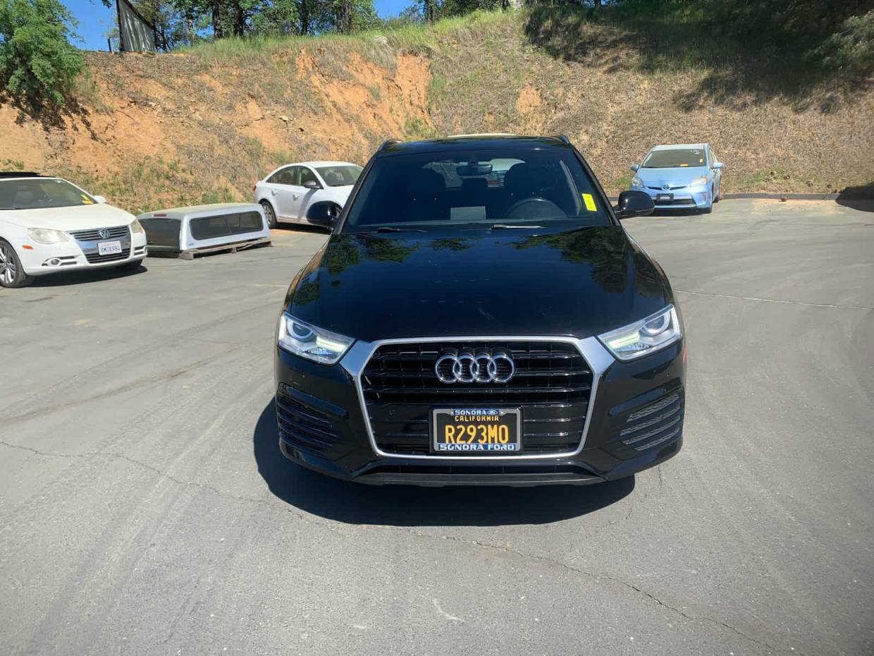Used 2018 Audi Q3 Premium with VIN WA1BCCFS5JR018589 for sale in Sonora, CA