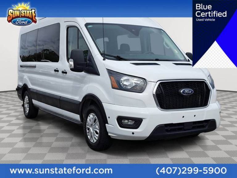 2024 Ford Transit Passenger Wagon XLT