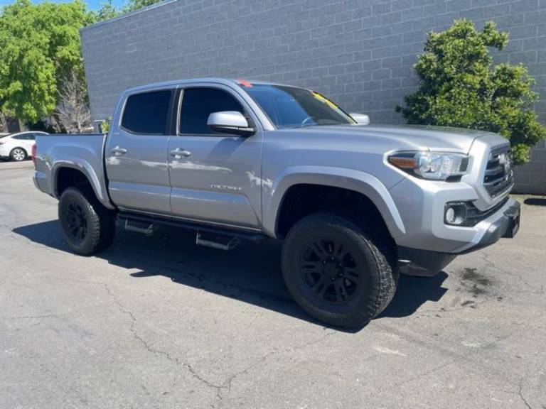 2018 Toyota Tacoma SR5