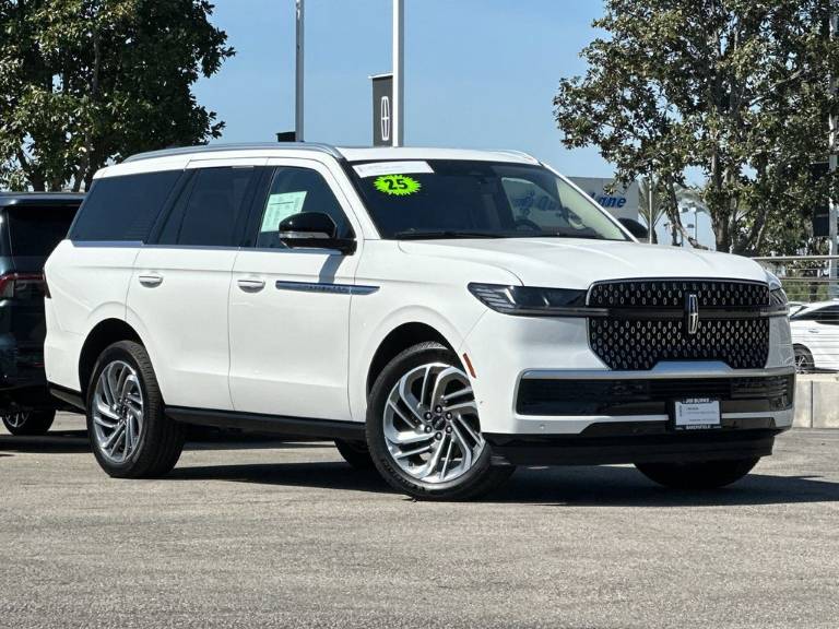 2025 Lincoln Navigator Reserve