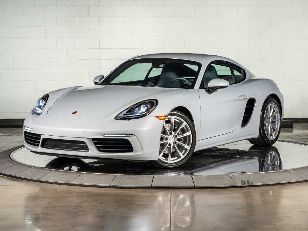 2025 Porsche 718 Cayman