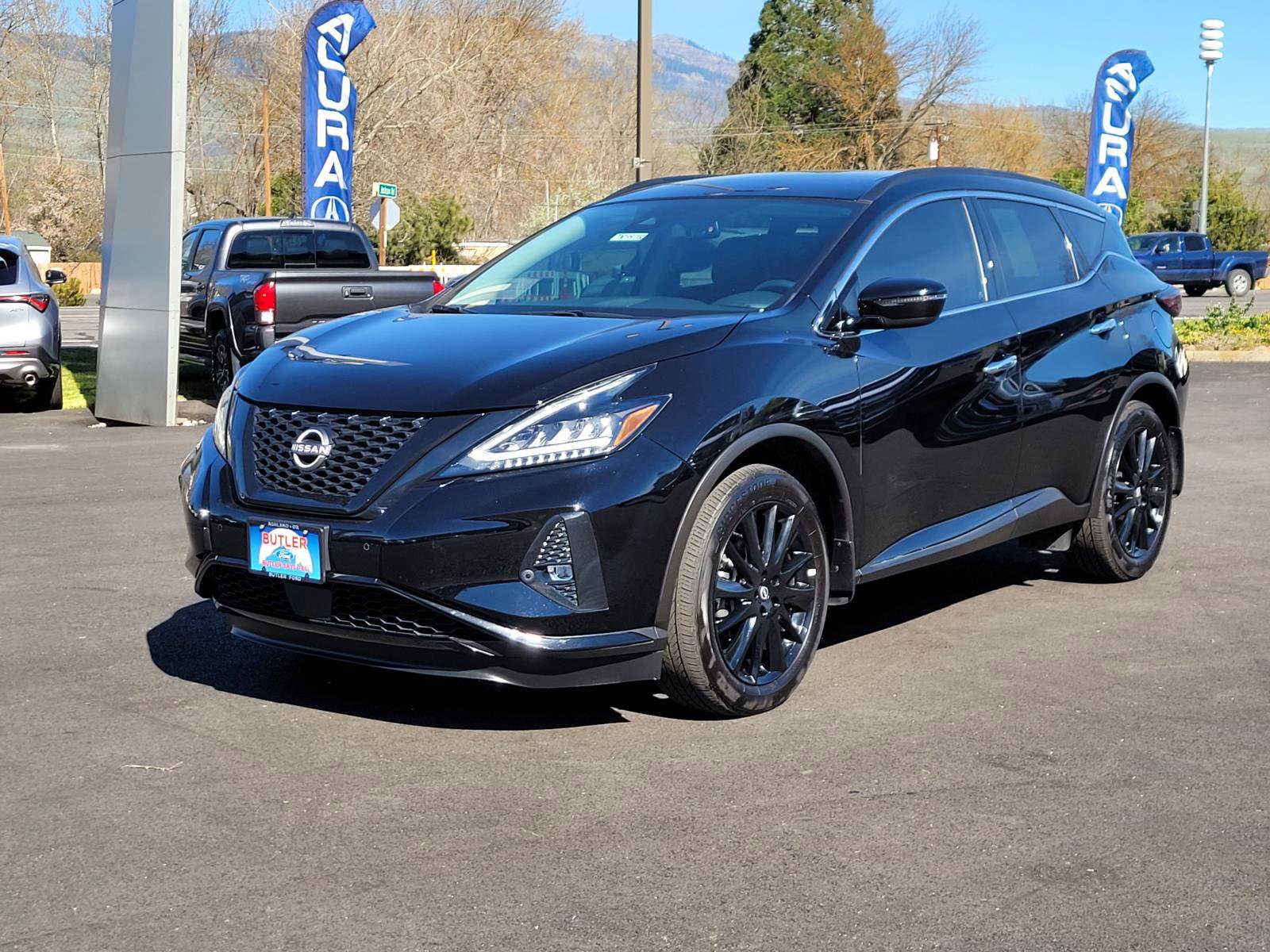 Used 2024 Nissan Murano SV