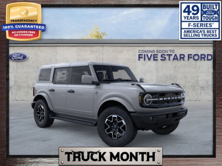 2026 Ford Bronco Outer Banks