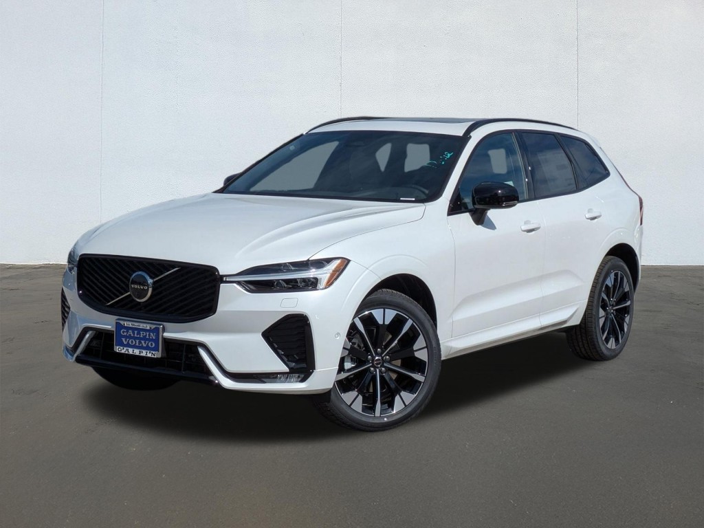2026 Volvo XC60 B5 Plus Dark