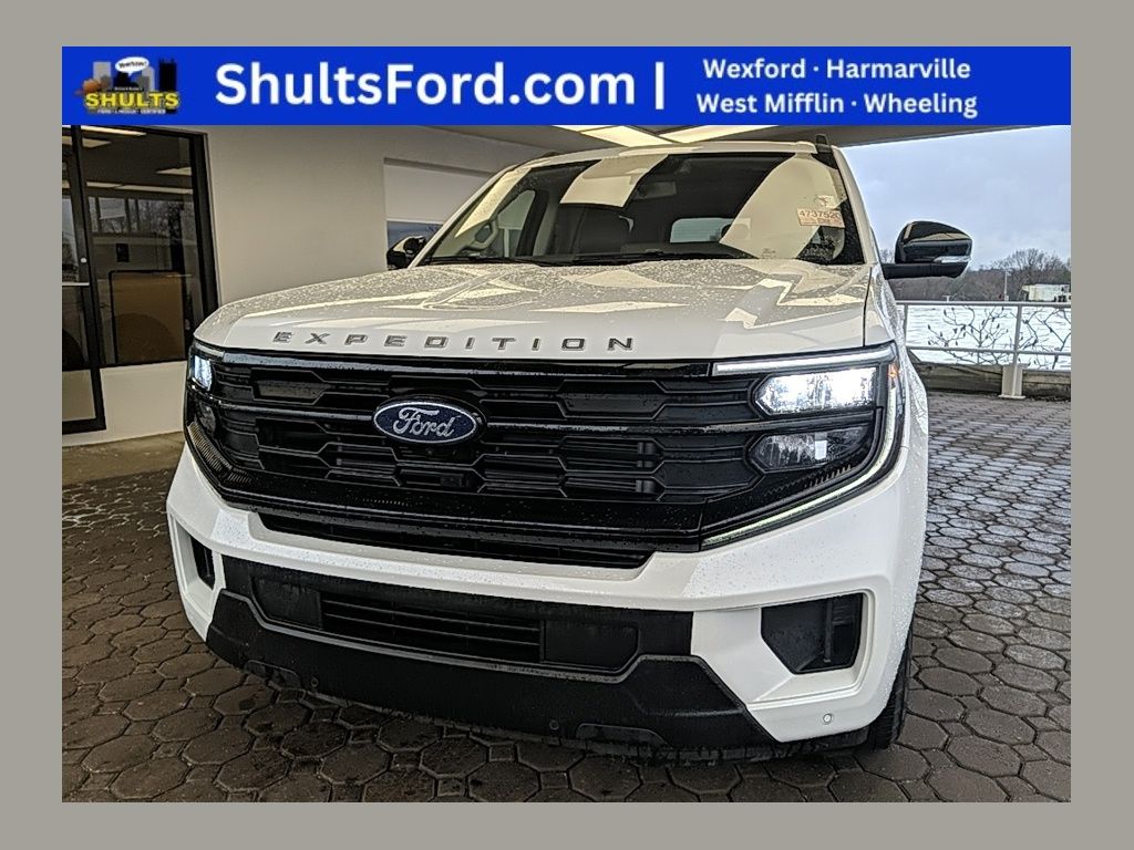 Used 2025 Ford Expedition Active