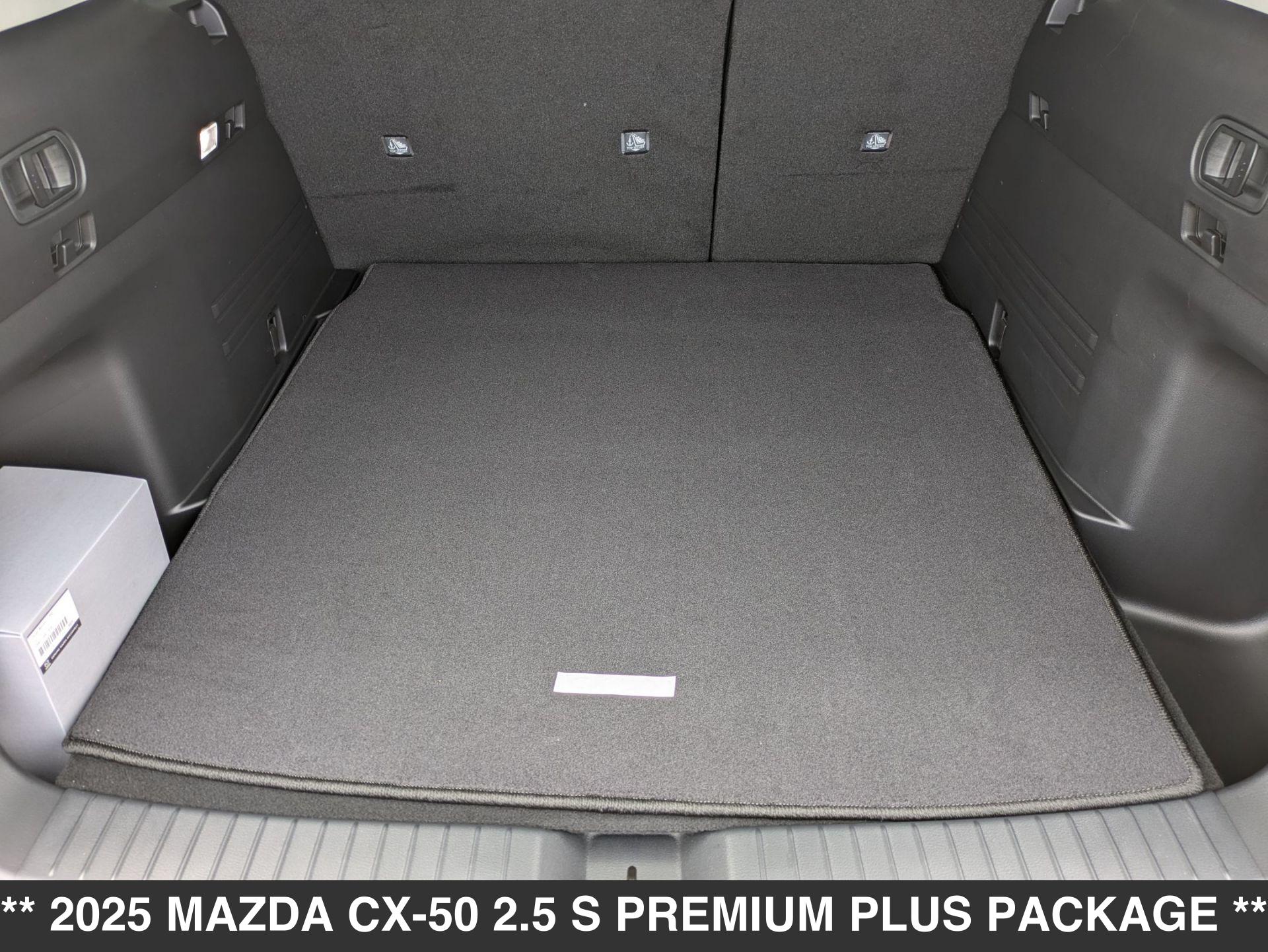 2025 Mazda CX-50 Premium Plus - Photo 12