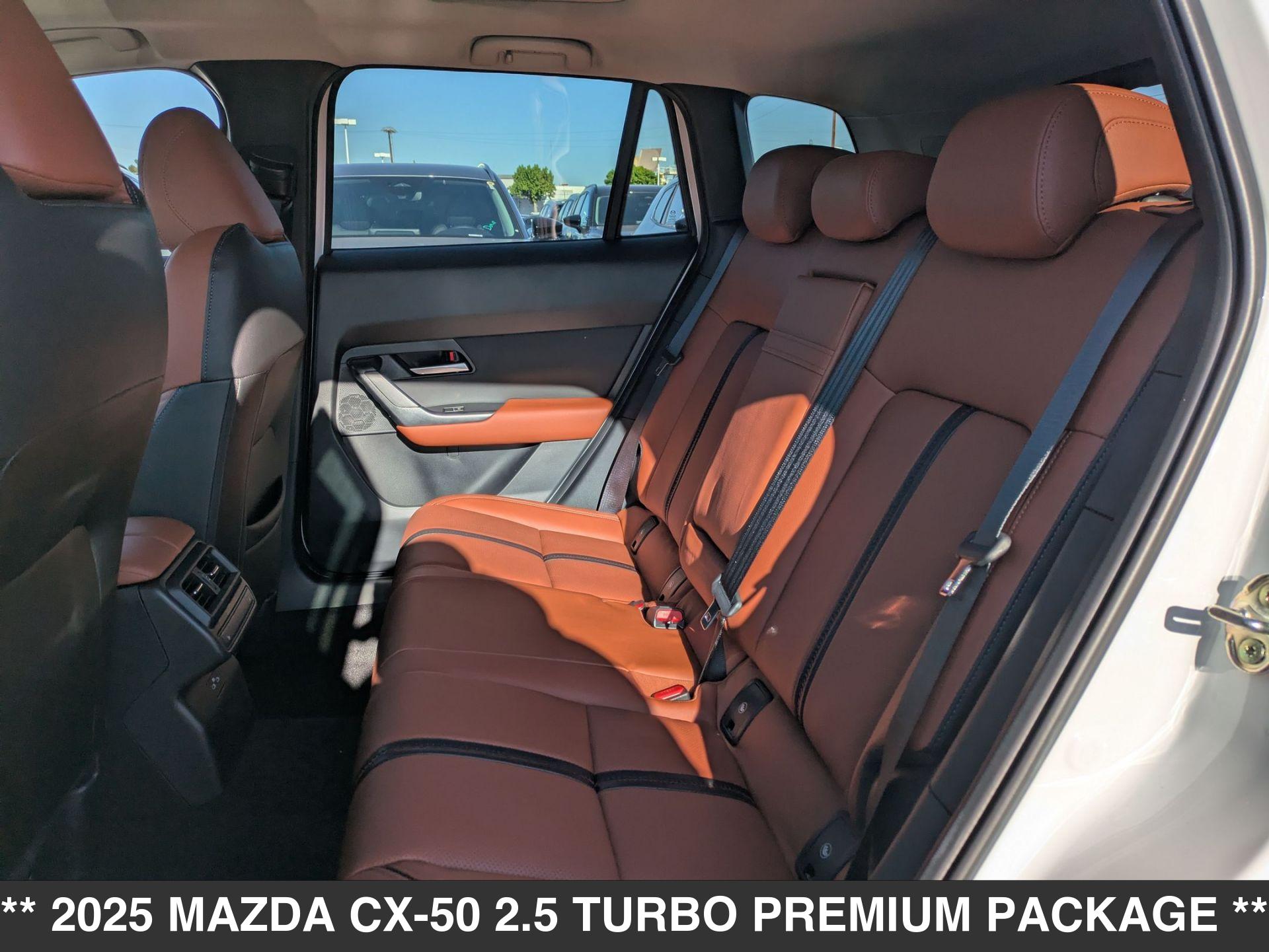 2025 Mazda CX-50 Premium - Photo 11