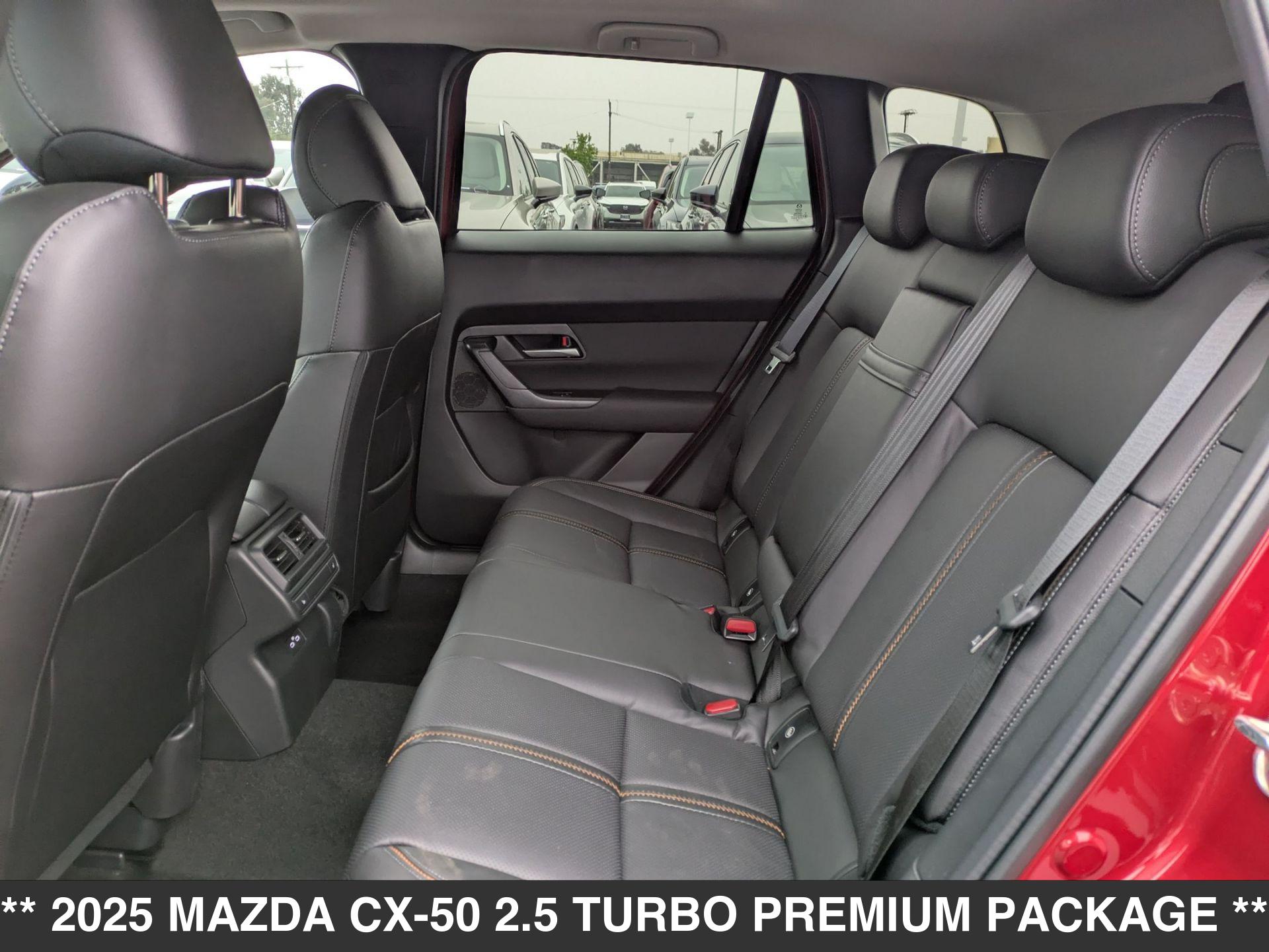 2025 Mazda CX-50 Premium - Photo 11