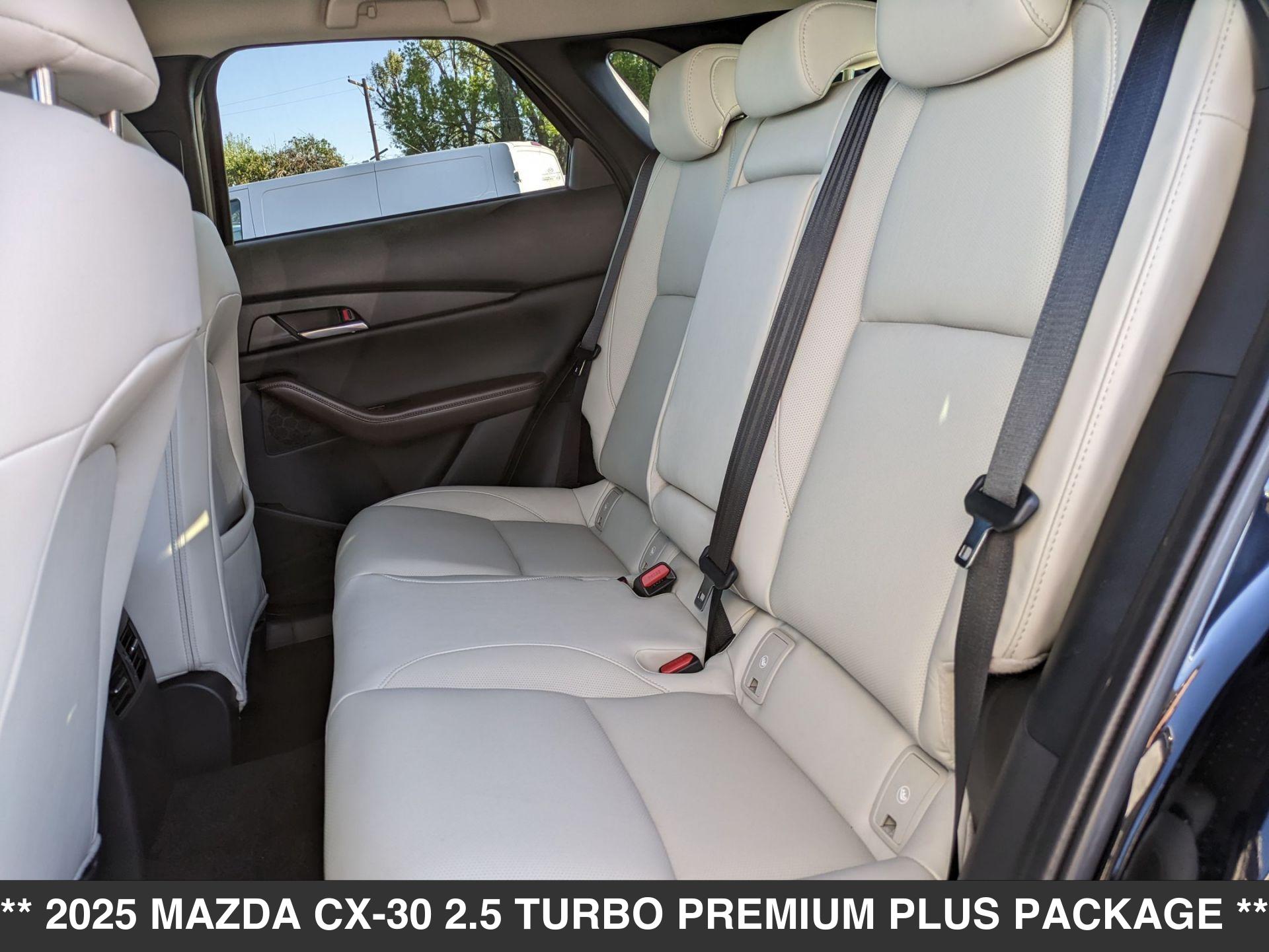 2025 Mazda CX-30 Turbo Premium Plus - Photo 11