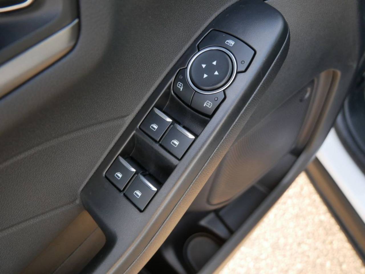 2026 Ford Escape Active - Photo 13