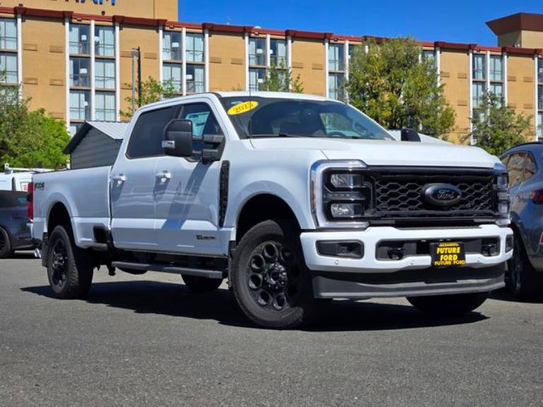 2025 Ford F-350SD LARIAT