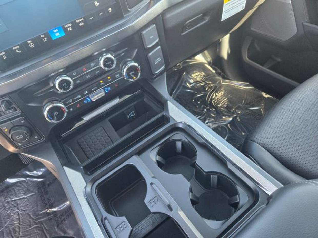 2025 Ford F-350 Super Duty Lariat - Photo 18