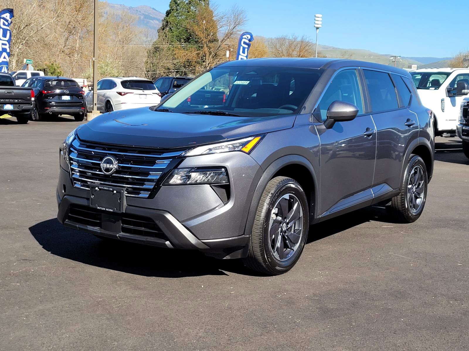 Used 2025 Nissan Rogue SV