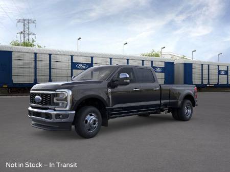 2026 Ford Super Duty F-350 DRW LARIAT