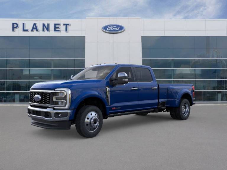 2026 Ford Super Duty F-450 DRW King Ranch 4WD Crew Cab 8' Box