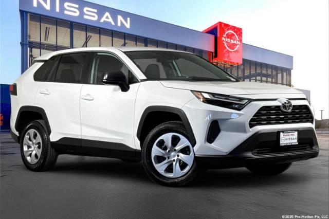 2025 Toyota RAV4 LE