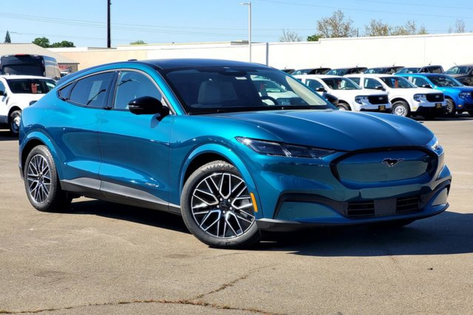 2026 Ford Mustang-Mach-e Premium's photo