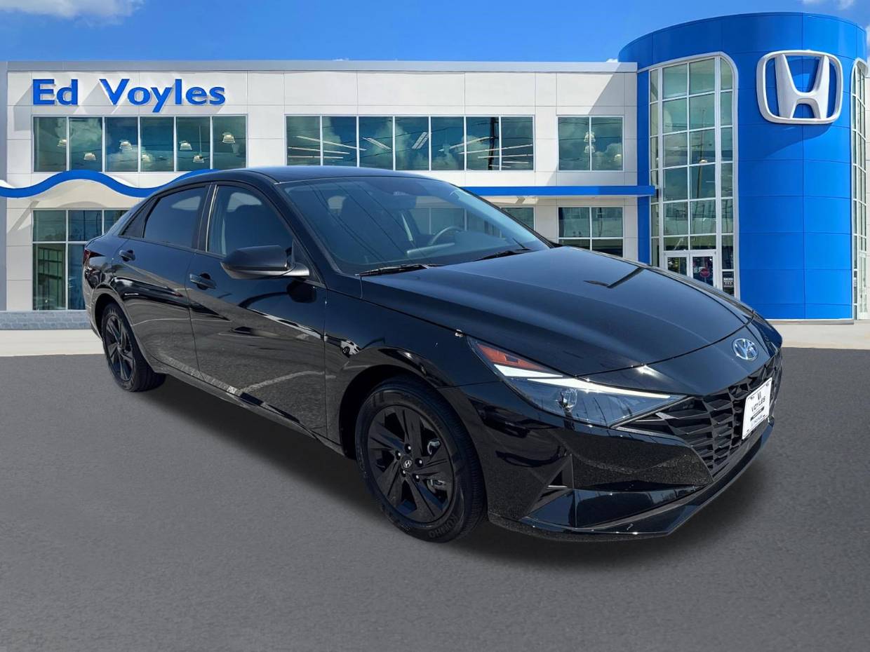 2023 Hyundai Elantra Blue