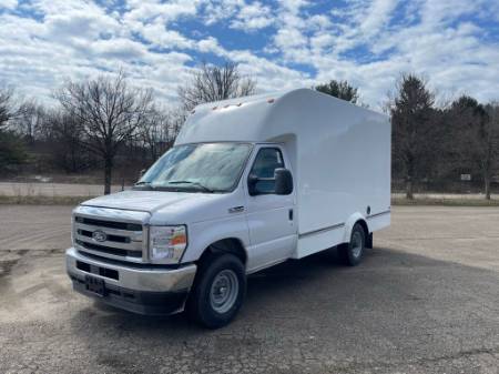 2027 Ford E-350SD Base
