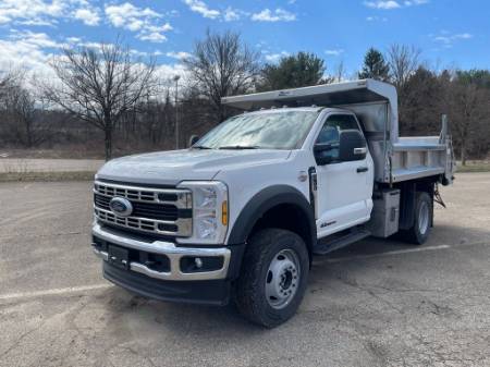 2025 Ford F-600SD