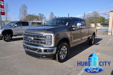 2023 Ford F-250SD LARIAT