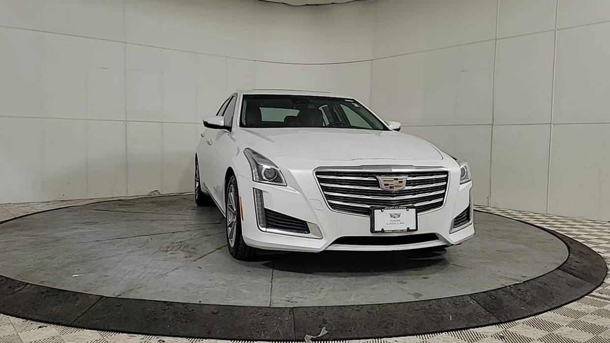 Used 2019 Cadillac CTS Sedan Luxury with VIN 1G6AX5SX5K0144530 for sale in Niles, IL