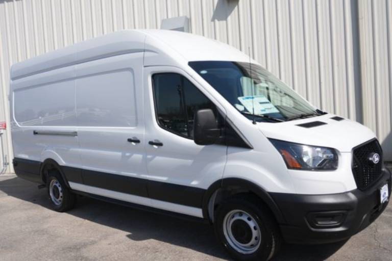 2026 Ford Transit Cargo Van Base