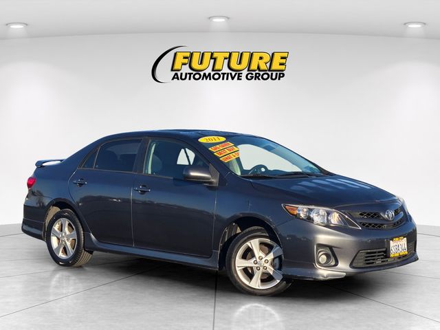 2011 Toyota Corolla LE