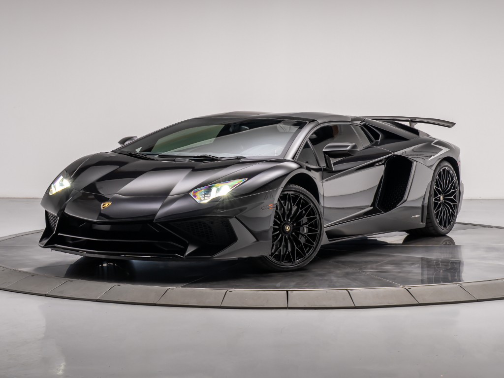 2017 Lamborghini Aventador LP750-4 SV LP750-4 Superveloce