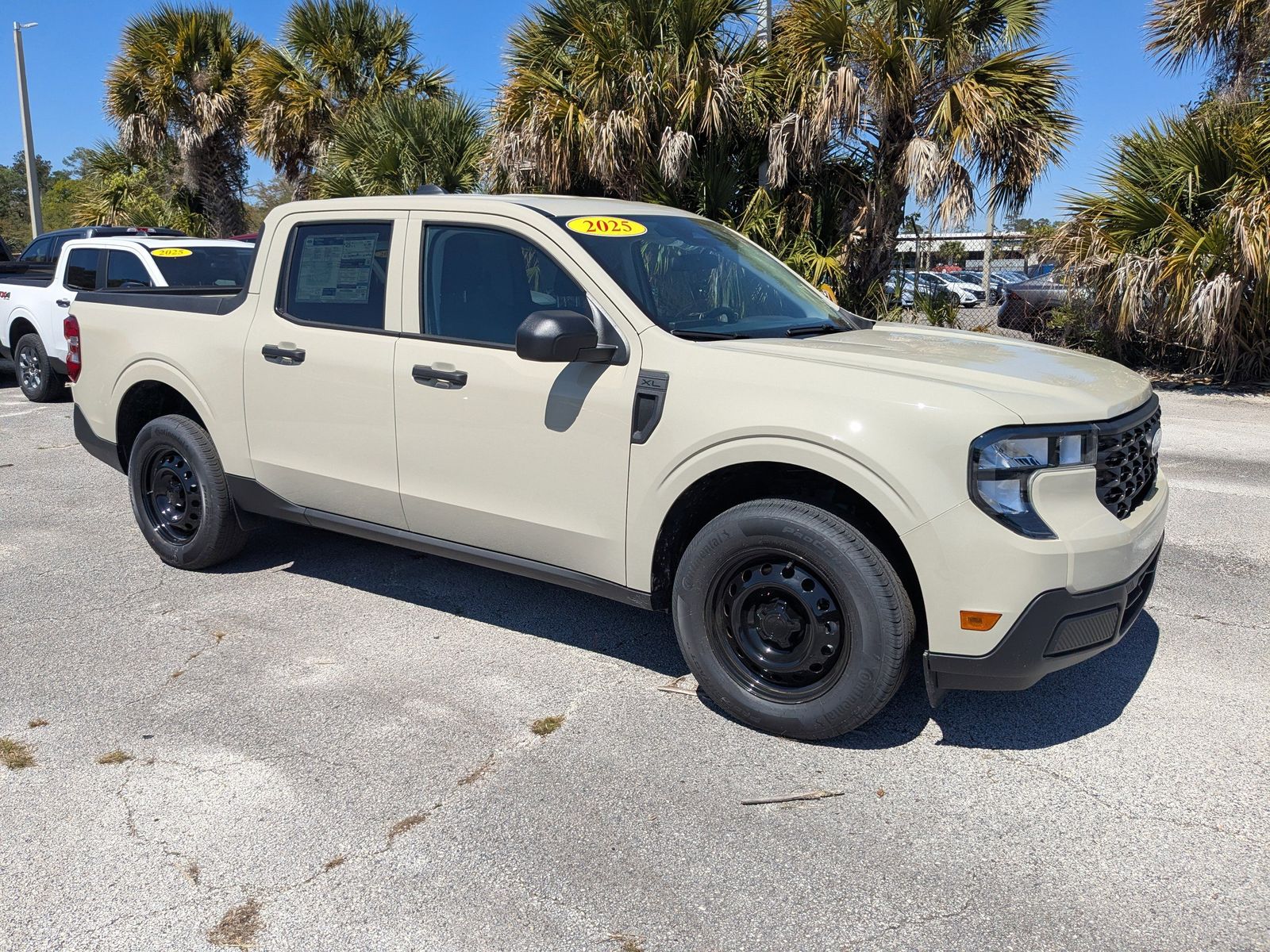 2025 Ford Maverick XL