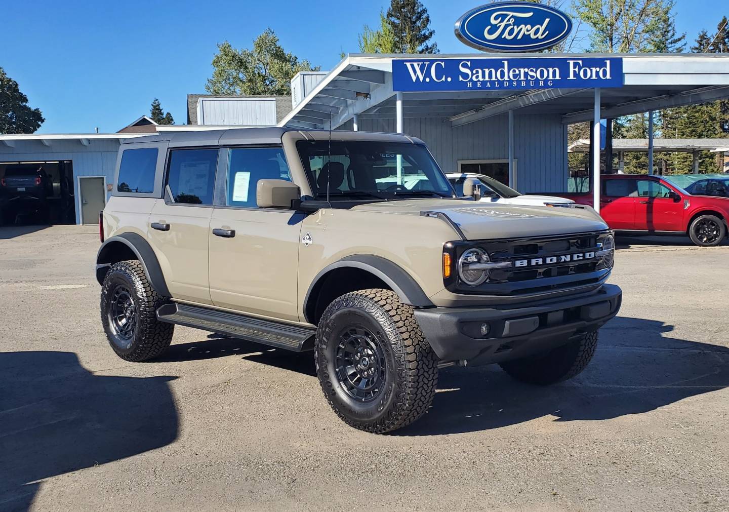2026 Ford Bronco Outer Banks 4x4's photo