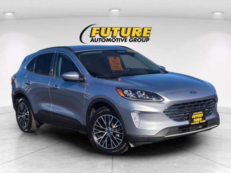 2022 Ford Escape Plug-In Hybrid Titanium