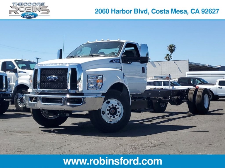 2027 Ford F-650SD Base